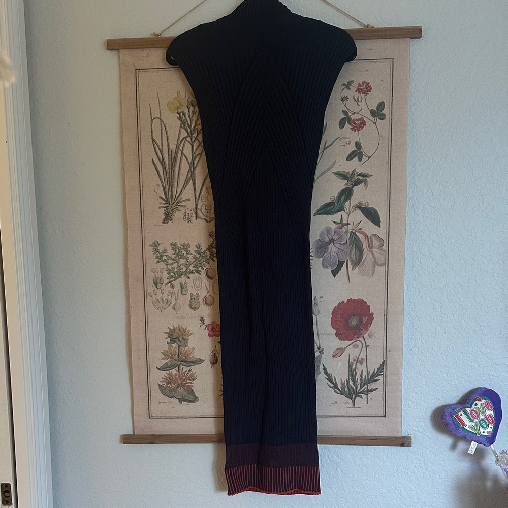 Le Lis Blanc Sleeveless Ribbed Turtleneck Maxi Dress - Size M. NEW